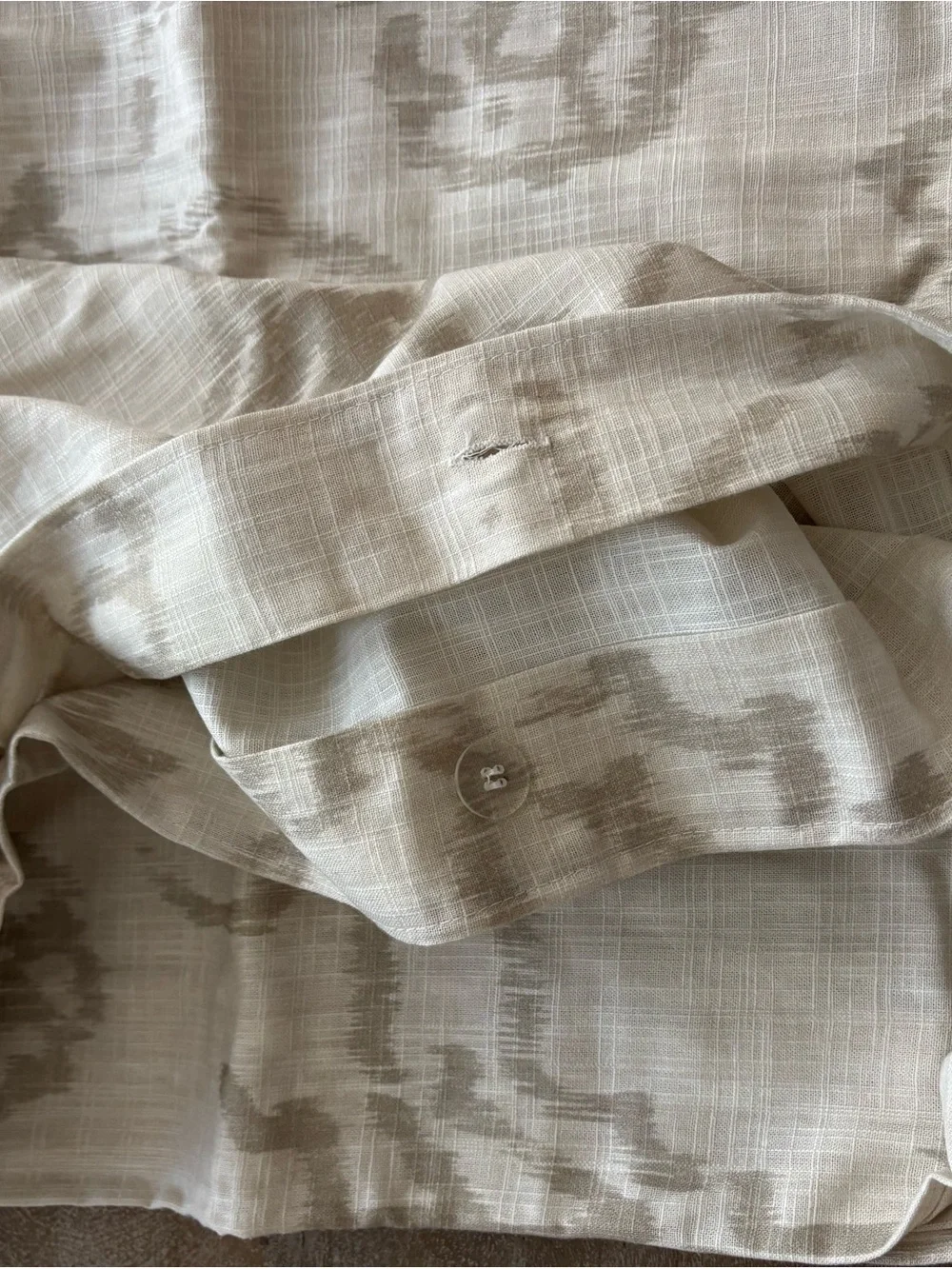 West Elm Taupe and White Abstract Ikat Queen Duvet Cover & 1 King Sham